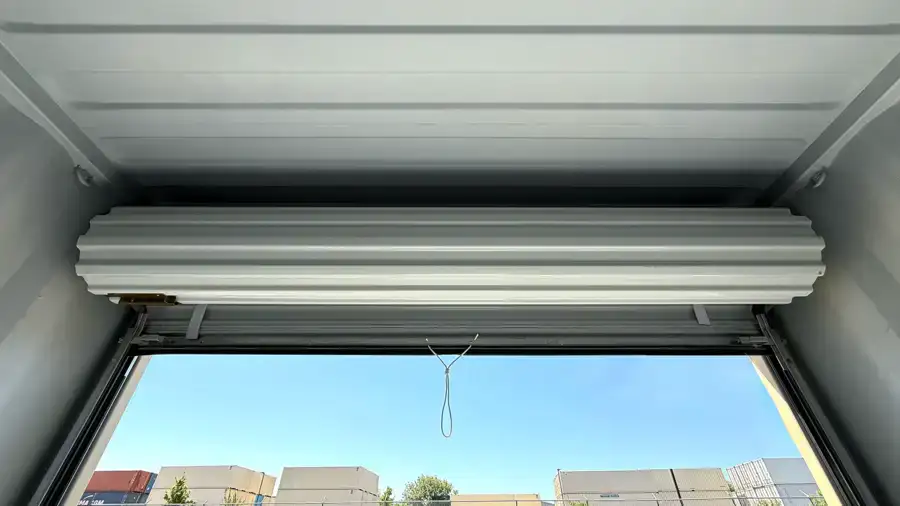 Contenedor de almacenamiento nuevo High Cube de 10 pies con puerta enrollable - Imagen 8