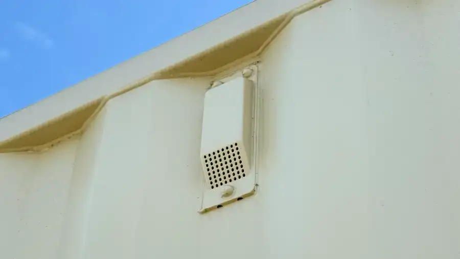 Contenedor de almacenamiento nuevo High Cube de 10 pies con puerta enrollable - Imagen 6