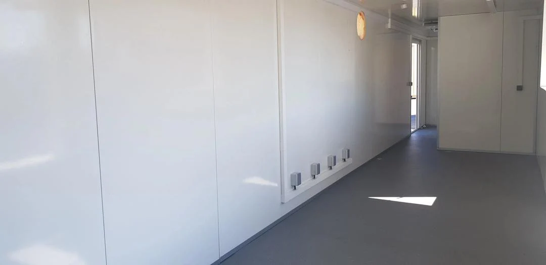 CONTENEDORES BAR 40 PIES EN MADERA - Imagen 10