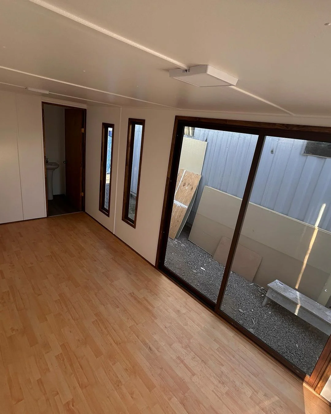 Contenedor Oficina 6×2,42 Mts -15M2 - Imagen 3