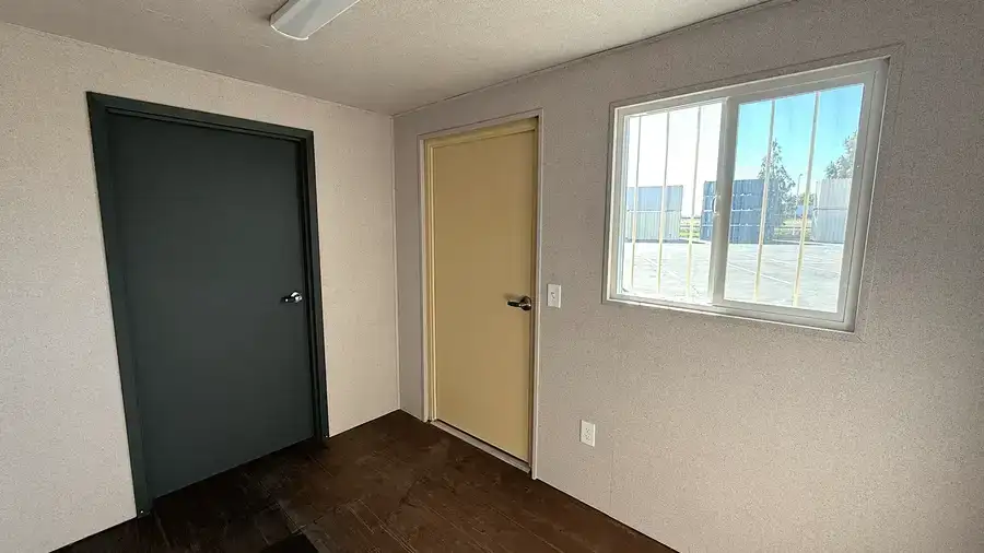 Contenedor combinado de 20 pies renovado para oficinas y almacenamiento - Imagen 5